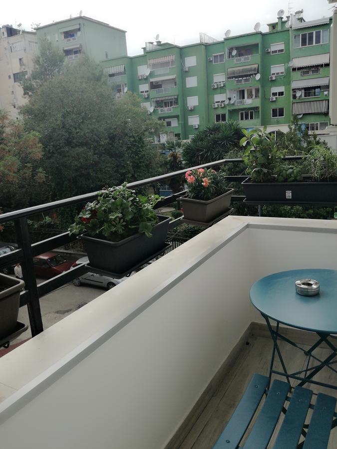 Absolute Blloku Apartment Тирана Екстер'єр фото