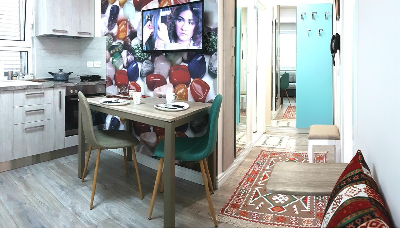 Absolute Blloku Apartment Тирана Екстер'єр фото